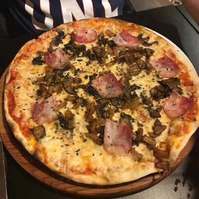 Pizzaria Luzzo Odivelas