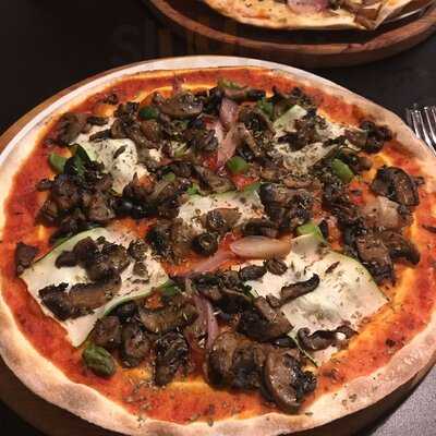 Pizzaria Luzzo Odivelas