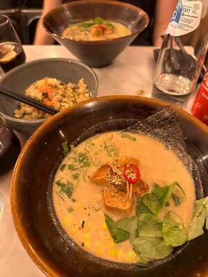 Koppu Ramen Izakaya - Avenida