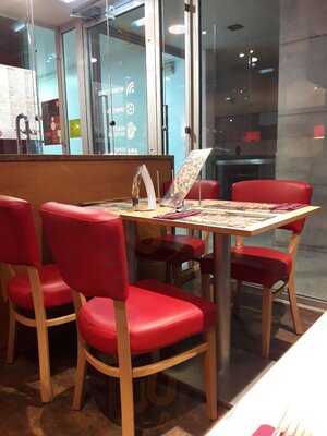 Pizza Hut Fontes Pereira De Melo