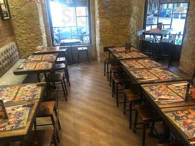 Santo Graal Burger & Grill