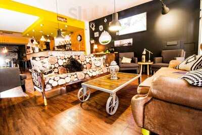 Love Lisbon Hostel And Bar