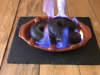 Amuralha Tapas E Vinhos