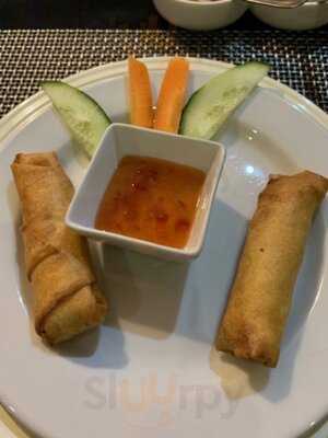 Hungry Eye Resturent Bar & Cafe