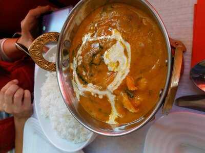 Hungry Eye Resturent Bar & Cafe