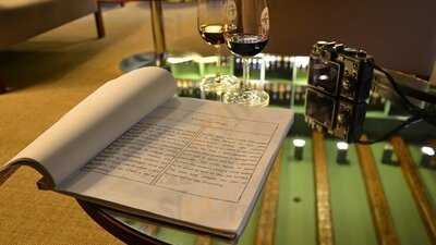 Instituto Dos Vinhos Do Douro E Porto