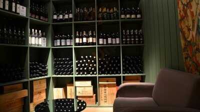 Instituto Dos Vinhos Do Douro E Porto