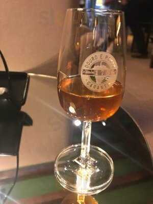 Instituto Dos Vinhos Do Douro E Porto