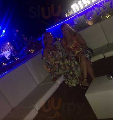 Level Eight Roof Top Bar & Lounge