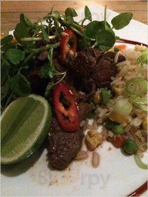 Sakana Restaurante Bar Sushi