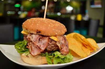 Love Lisbon Restaurant & Bar