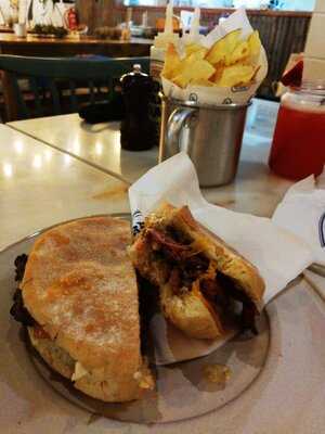 O Prego Da Peixaria - Algés