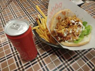 Aladdin Kebab And Pizza House