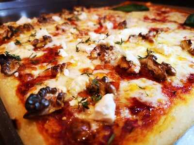 Rustica - Pizza A Fatia