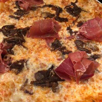 Pizzaria Luzzo Laranjeiras