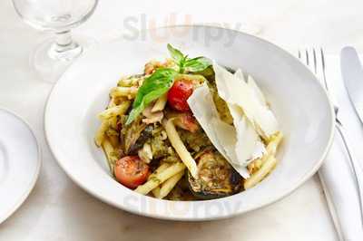 There Pizzas E Massas