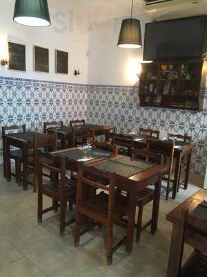 Pepperoni Restaurant & Cafe Bar