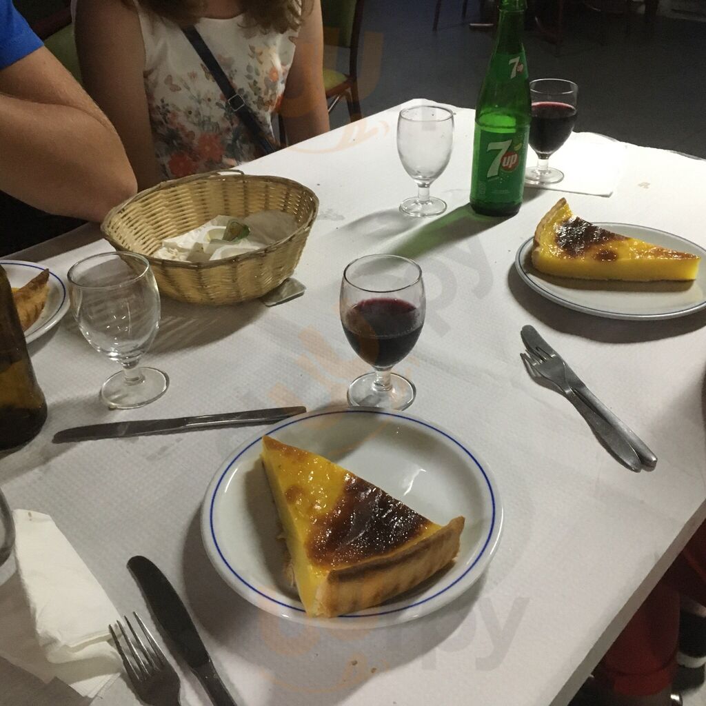 Churrasqueira O Cantinho Do Dino