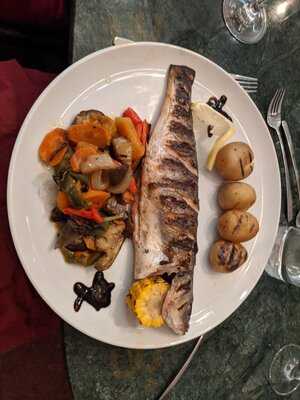 Lisboa Tu & Eu Bistro Flores