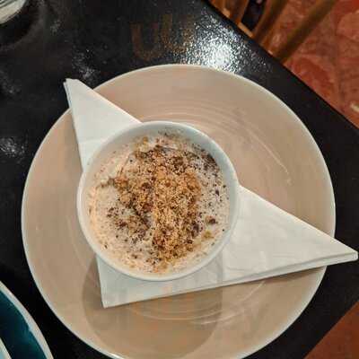 Lisboa Tu & Eu Bistro Flores