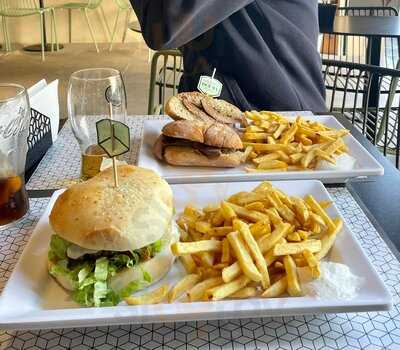 Degema Hamburgueria Artesanal