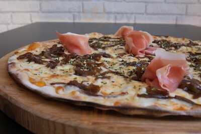 Pizzaria Luzzo Cascais