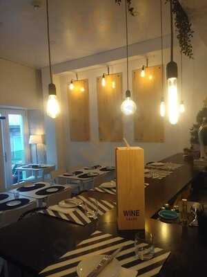 Taberna Da Rua Do Comércio By Sandinha