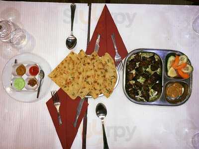 Everest Curry & Sekuwa Corner