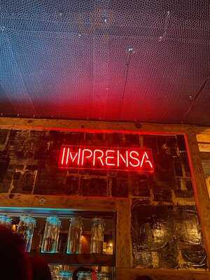 Imprensa Cocktail & Oyster Bar