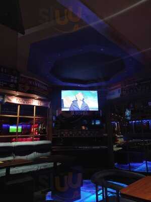 The Lounge - Sports Bar And Bistro