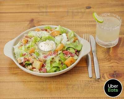 Kutumba Pizza And Mo:mo House