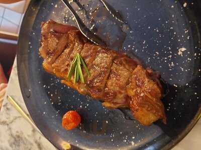 Taberna Do Lopes First Floor