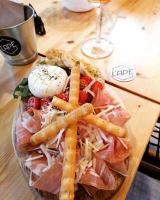 L'ape Italian Lounge