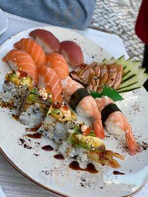 Japonês Sushi Restaurante E Bar
