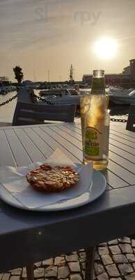 Cafe Do Coreto, Faro, Portugal