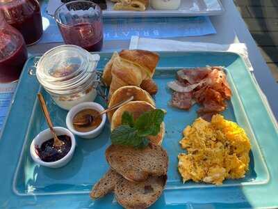 Breathe Brunch & Feel