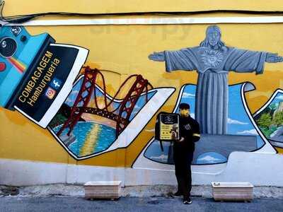 Combagagem Hamburgueria Café
