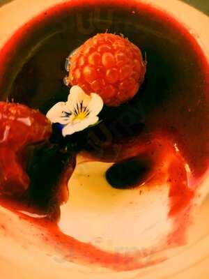 Jindungo Take Away & Eat In