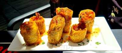 Ruela - Eat . Drink . Terrace