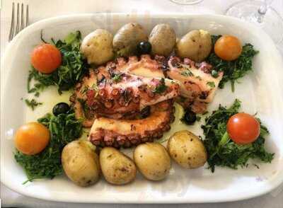 Toca Da Loba / Cova Funda