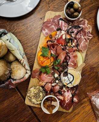 Cândido Dos Reis Café 