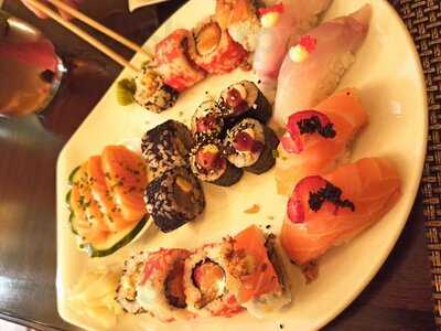 Baixa Café Sushi & Grill