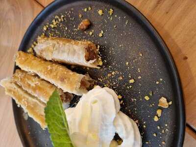 Café Manah Creative Bistrô & Bar