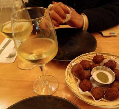 Café Manah Creative Bistrô & Bar