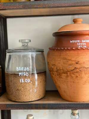 Sem Restaurant & Wine Bar