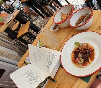 Chac Mool Taquería Mexicana