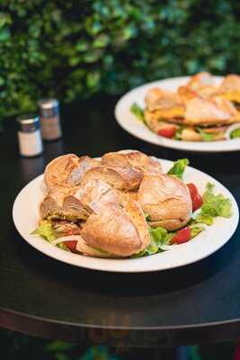 Tostaria Bar / Cozinha De Bairro