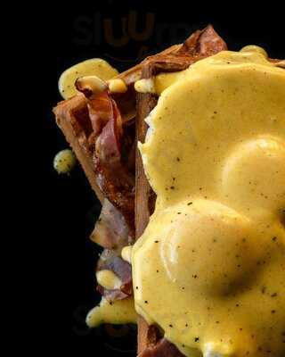 Tasty Brunch Lounge Bar