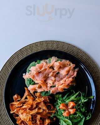 Tasty Brunch Lounge Bar