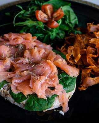 Tasty Brunch Lounge Bar